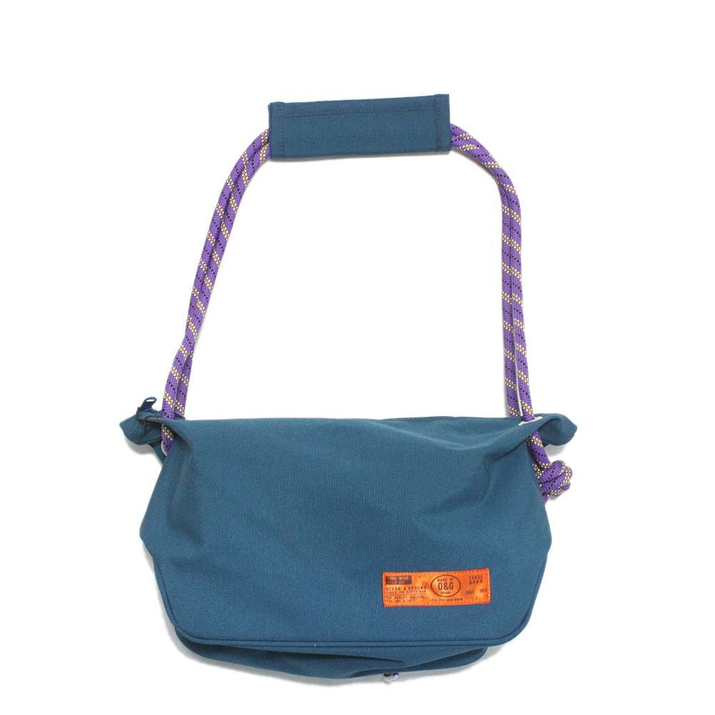 ダークブルー(DB)