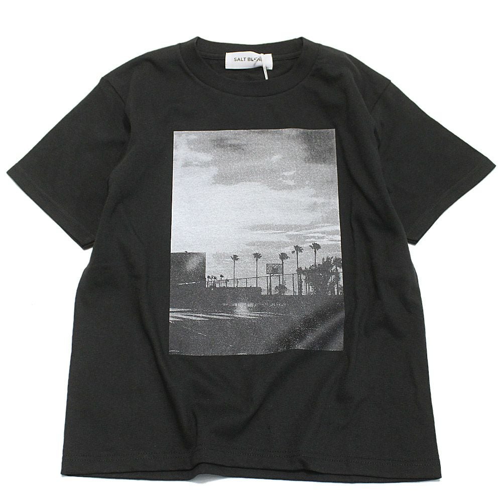 スモークブラック