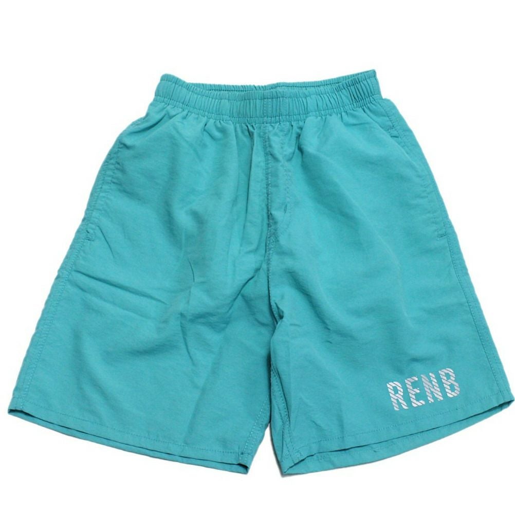 エメラルドグリーン